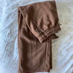 Everlane Brown barrel Sweatpants